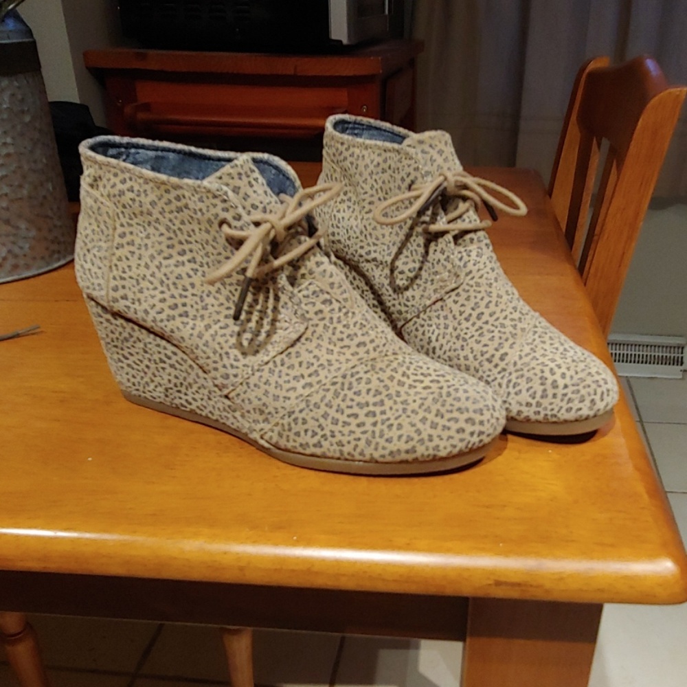 Cheetah Booties
